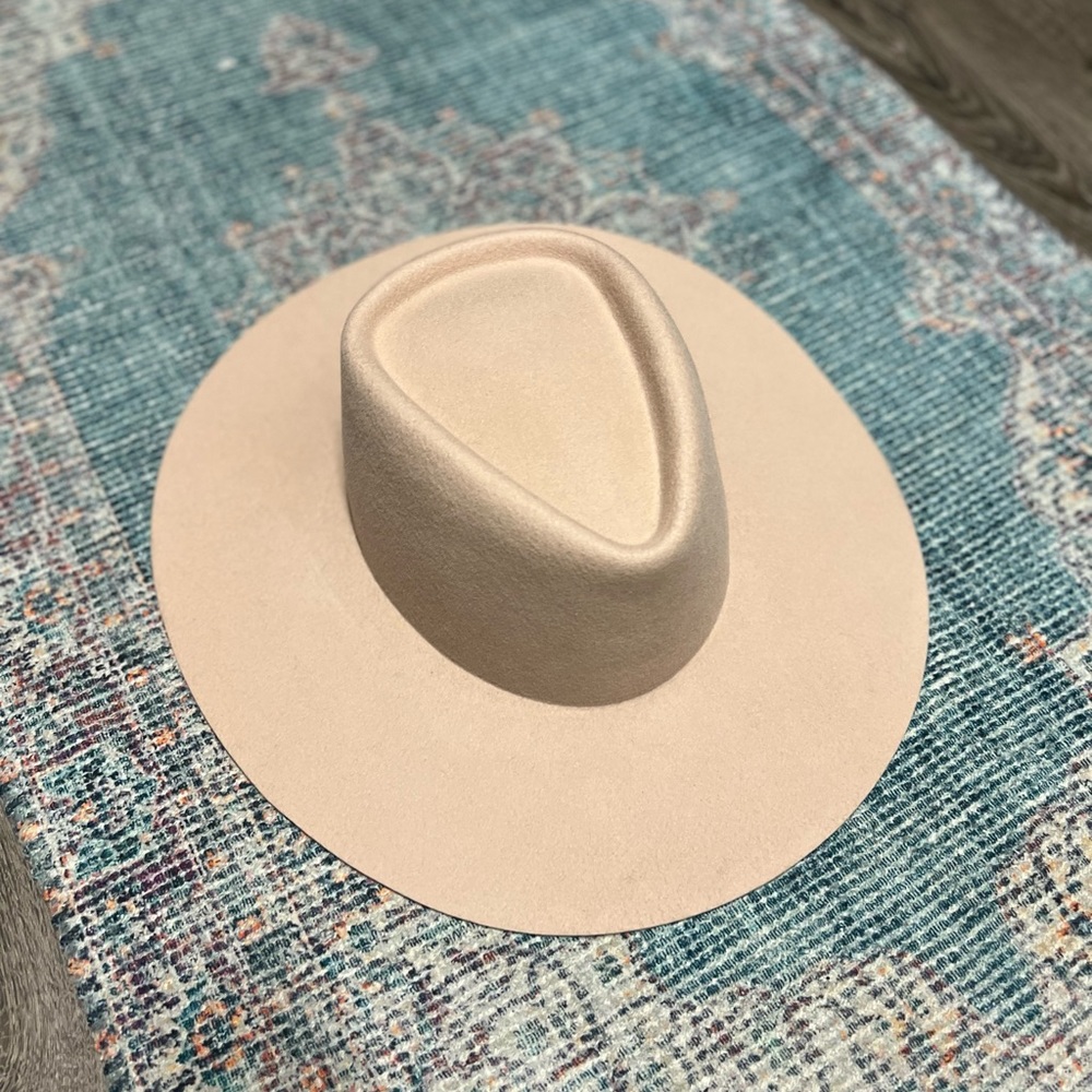 Gigi Pip Dakota Triangle Crown Hat